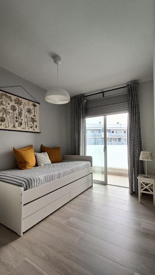 Amplio Y Comodo Apartamento. *