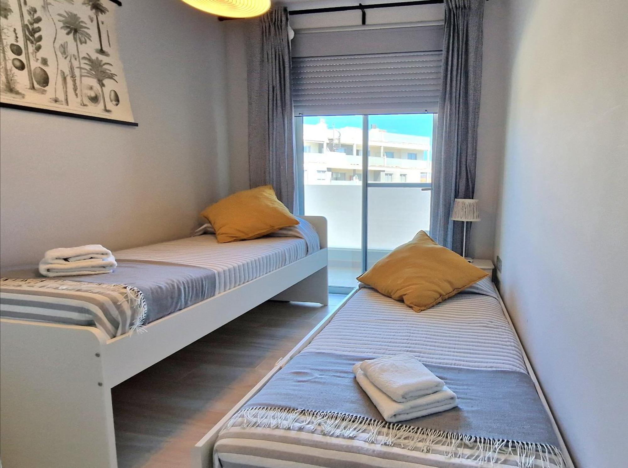 Amplio Y Comodo Apartamento. Granadilla De Abona